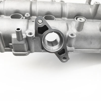EA111 03C103475CJ için profesyonel motor kafası kapağı valf kapağı