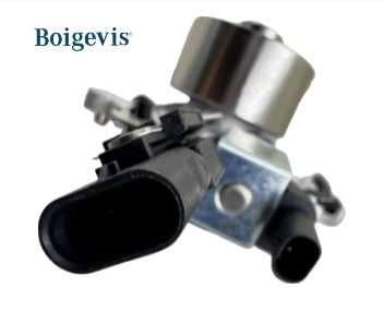 LR129893 Land Rover Motor Su Pompası Montajı 2.0